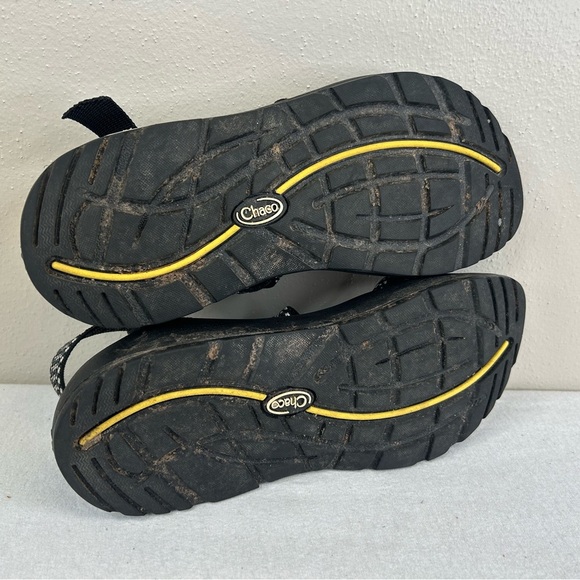 Chaco Black White Strappy Sandals Womens 7 Beachy Travel Resort Casual Boho Swim - Picture 7 of 9